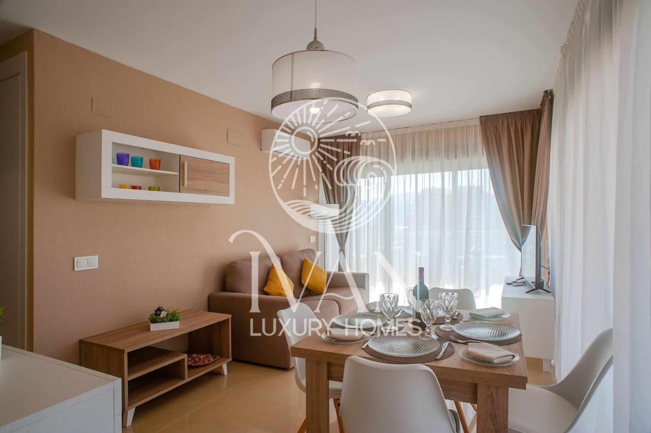 Casa Munteanu Ivan Luxury Homes 6ªpta Norte 1ªlinea Оропеса дел Мар Екстериор снимка