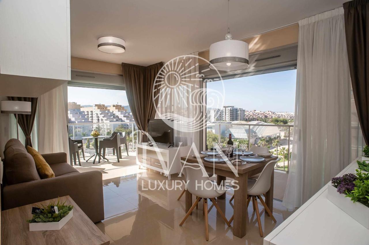 Casa Munteanu Ivan Luxury Homes 6ªpta Norte 1ªlinea Оропеса дел Мар Екстериор снимка