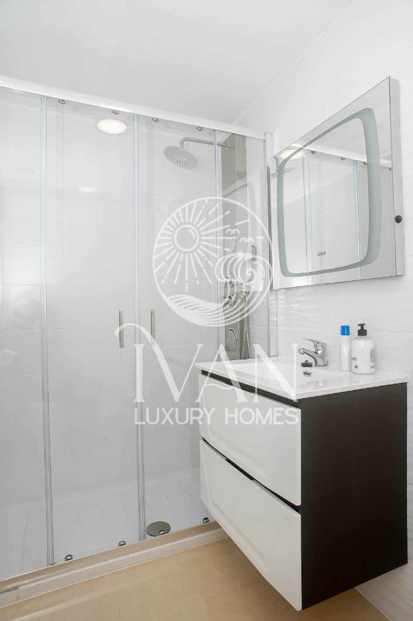 Casa Munteanu Ivan Luxury Homes 6ªpta Norte 1ªlinea Оропеса дел Мар Екстериор снимка