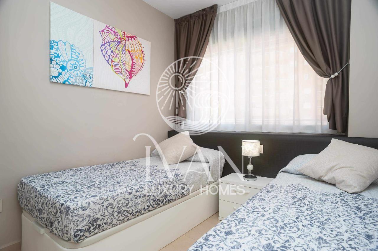 Casa Munteanu Ivan Luxury Homes 6ªpta Norte 1ªlinea Оропеса дел Мар Екстериор снимка