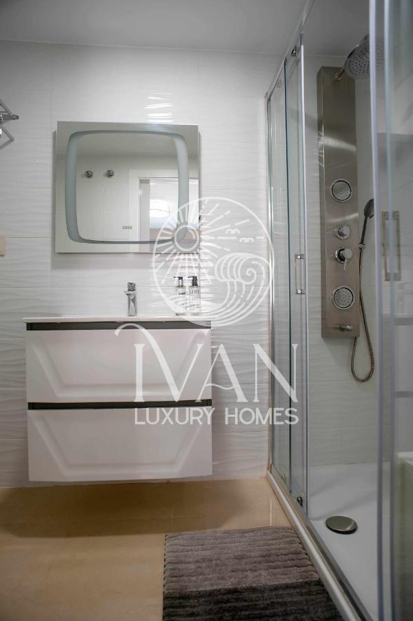 Casa Munteanu Ivan Luxury Homes 6ªpta Norte 1ªlinea Оропеса дел Мар Екстериор снимка